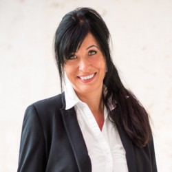 Andrea Hagenloch, Immobilienkauffrau, Immobilien-Sachverständige Mössingen
